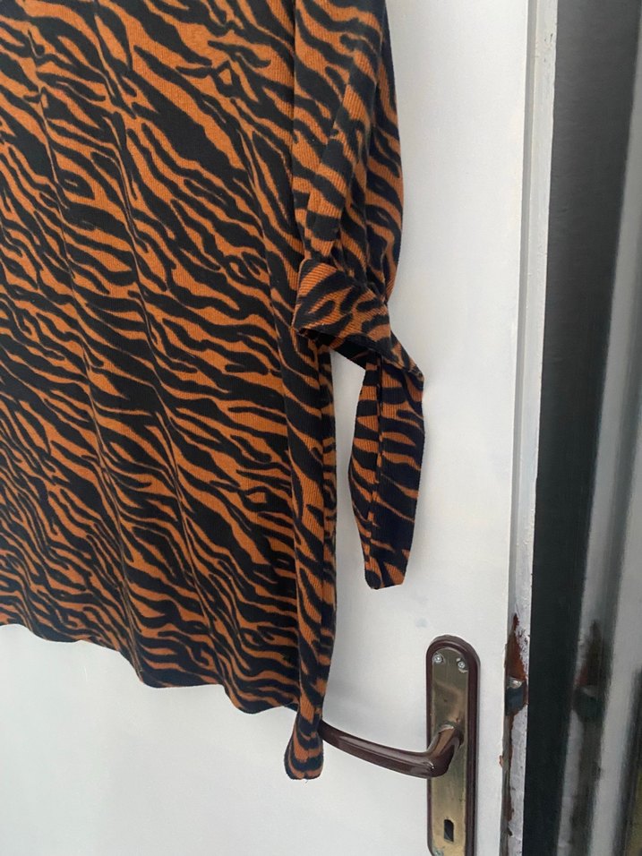 Kahverengi Zebra Desenli Kadın Uzun Kollu Tunik - Görsel 4