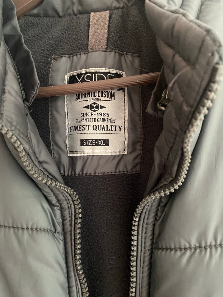 Gri Erkek Fermuarlı Kolsuz şişme Mont - Görsel 2