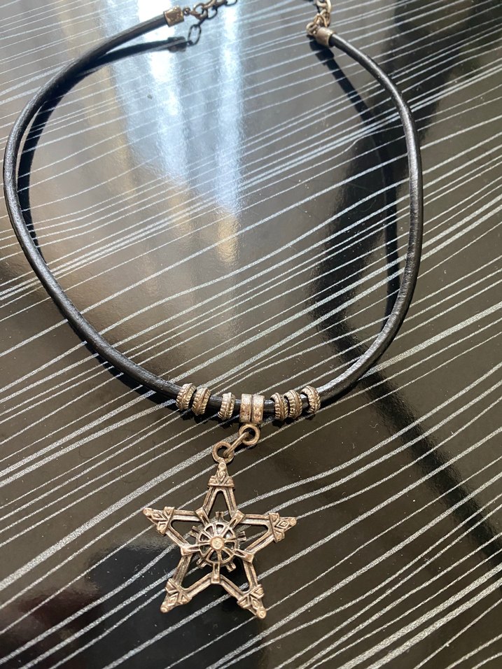Bakır renk deniz yıldızı Gotik Kolye - Görsel 2