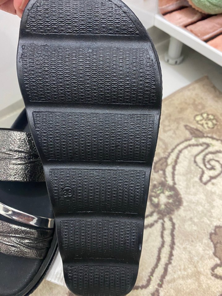 Gri Yılan Desenli Dolgu Topuk Kadın Terlik - Görsel 2