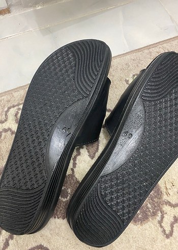 Kahverengi Yılan Desenli Tokalı Erkek Terlik - Görsel 4