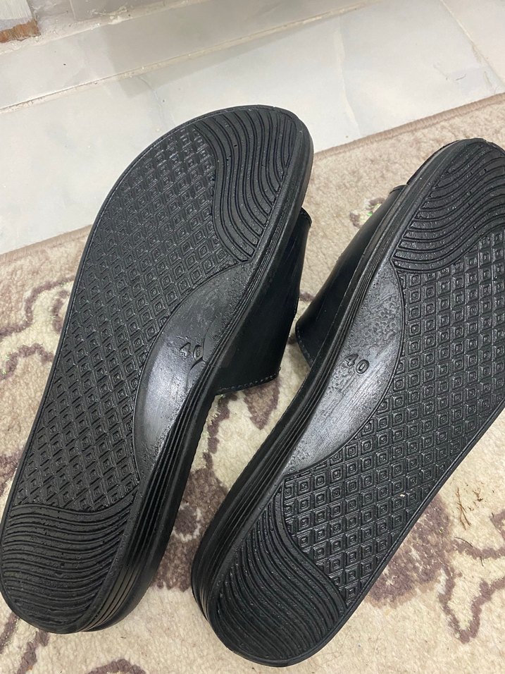 Kahverengi Yılan Desenli Tokalı Erkek Terlik - Görsel 4