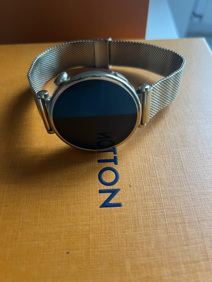 Gri Minimalist Kadın Saat - Görsel 3