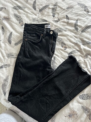 Zara Jean flare model