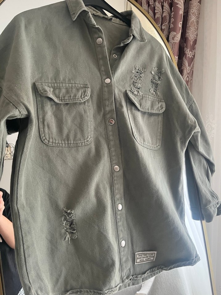 Gri Nakışlı Denim Uzun Kollu Gömlek - Görsel 4