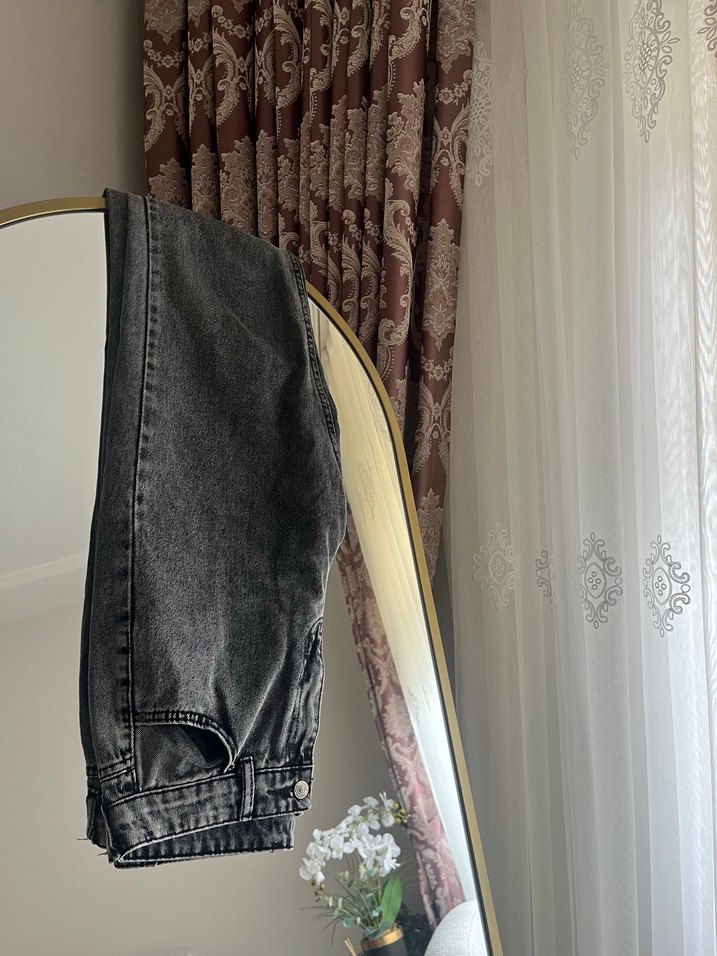 Gri Loose Fit Kadın Kot Pantolon - Görsel 3