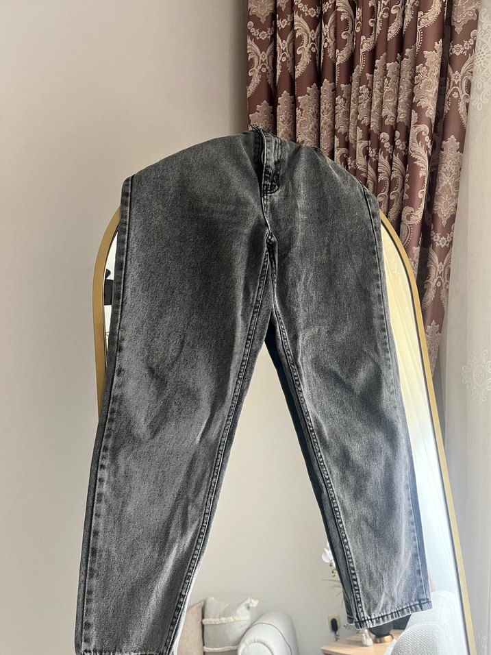 Gri Loose Fit Kadın Kot Pantolon - Görsel 4