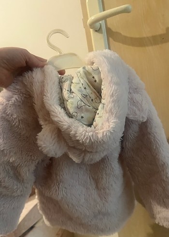 Kız Çocuk Pembe Peluş Kapüşonlu Mont - Görsel 10