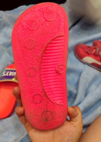 Parlak Desenli Renkli Çocuk Terlik - Görsel 6