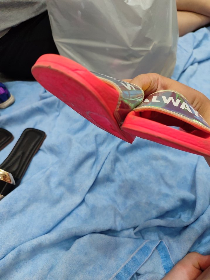 Parlak Desenli Renkli Çocuk Terlik - Görsel 5