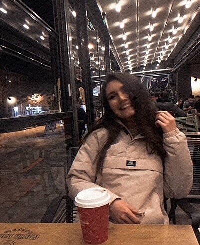 Pull&Bear Kanguru Mont