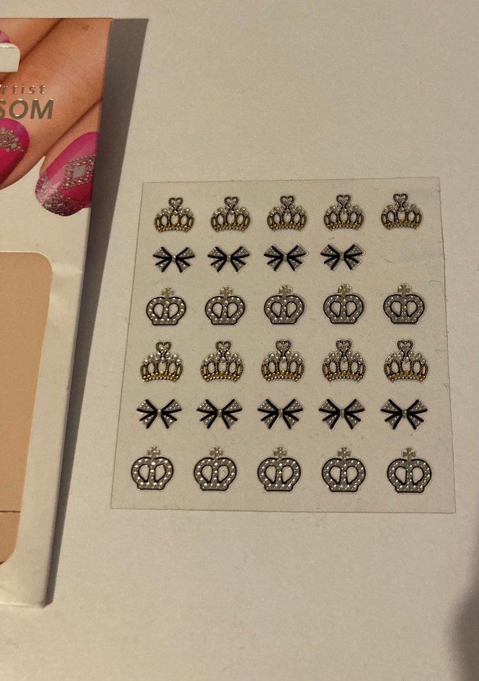 Glossy Blossom Tırnak Stickerı - Görsel 2