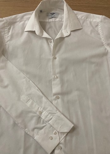 Kiğılı non ıron beyaz gömlek - Görsel 4