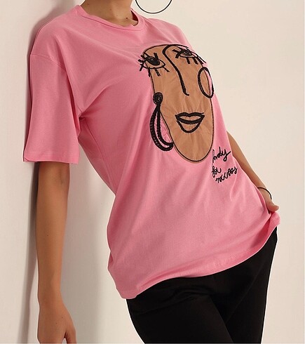 Pembe tshirt