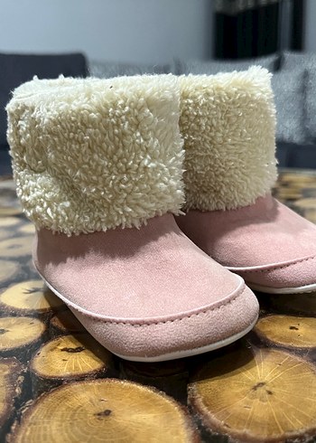 Civil Pembe Kız Bebek Kürklü Bot