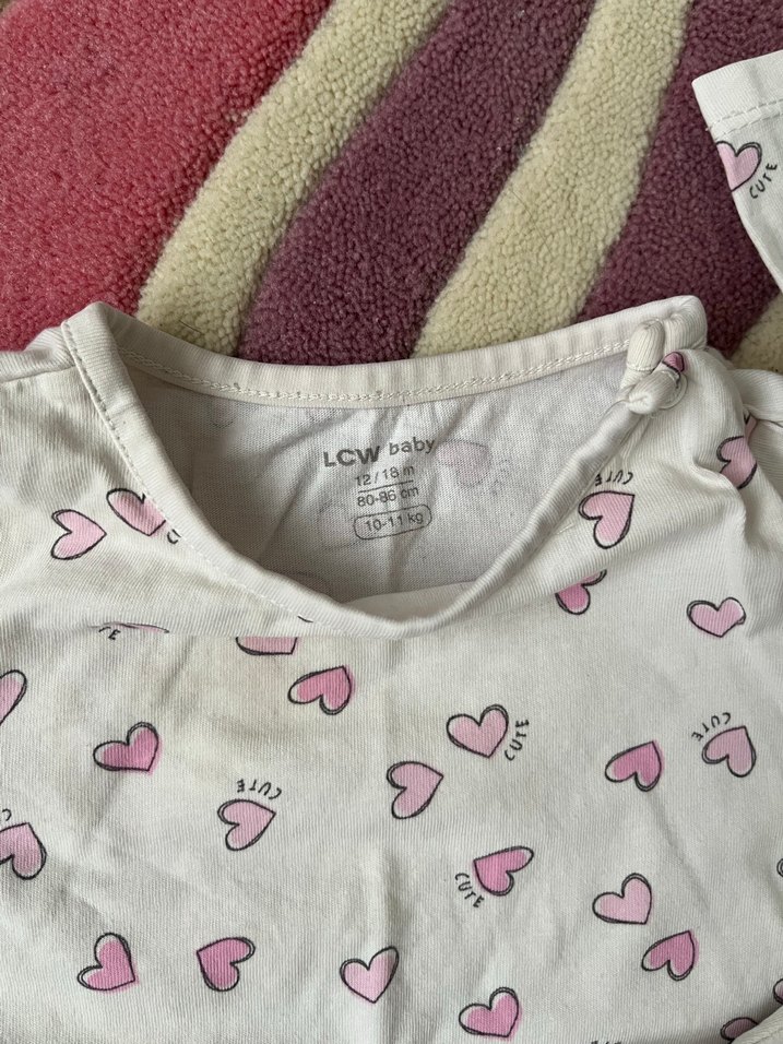 Uzun Kollu Beyaz Kalp Desenli Bebek Kız Takımı - Görsel 2