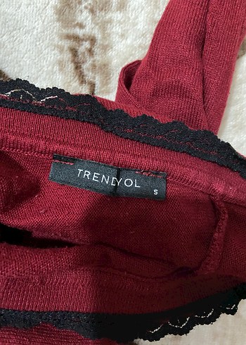 Trendyol & Milla Bordo V Yakalı Dantel Detaylı Kadın Kazak