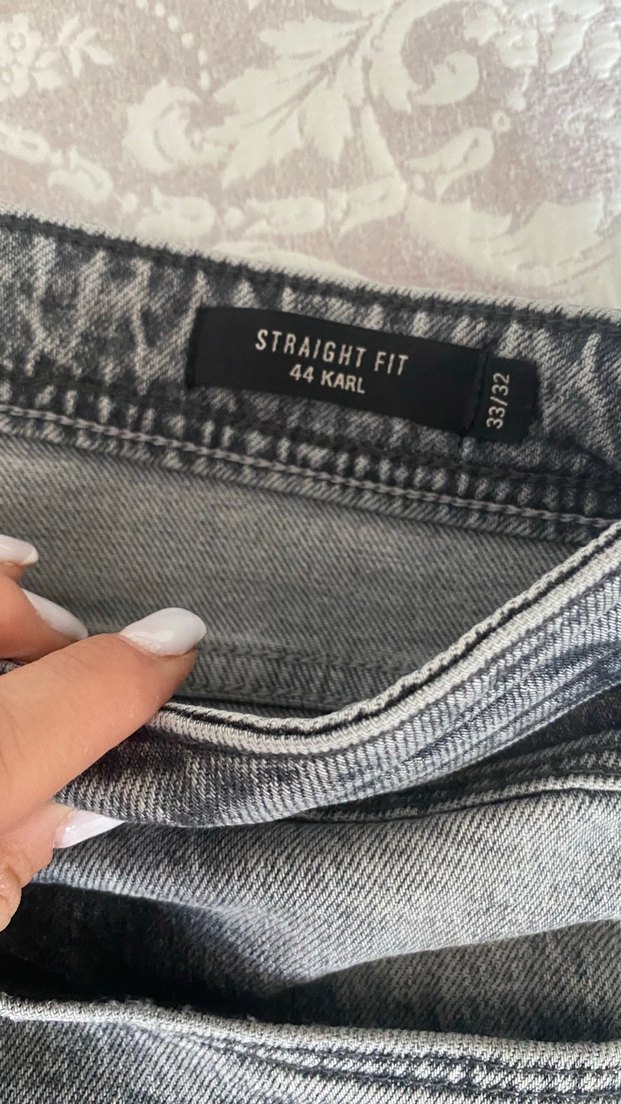 Gri Yıkamalı Denim Jean — görsel 2/4