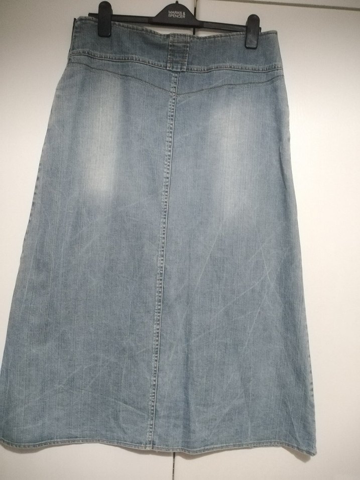 Düğmeli Mavi Midi Denim Etek - Görsel 4