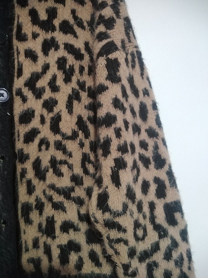 Kahverengi Leopar Desenli Kadın Hırka - Görsel 3