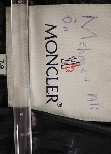 7 Yaş Beden siyah Renk Moncler marka erkek cocuk mont