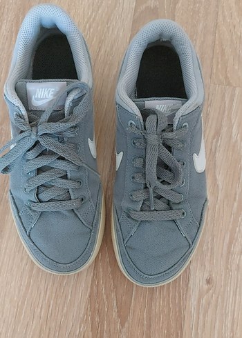 Nike Gri Kadın Spor Ayakkabısı