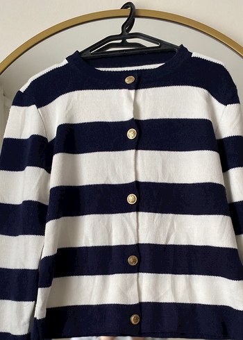 Düğmeli Çizgili Kadın Hırka - Görsel 3