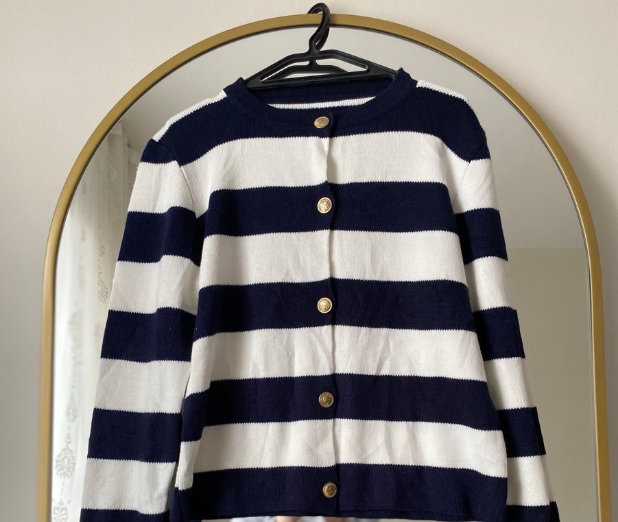 Düğmeli Çizgili Kadın Hırka - Görsel 3