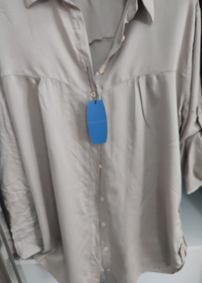 Dökümlü tril tril gomlek - Görsel 3