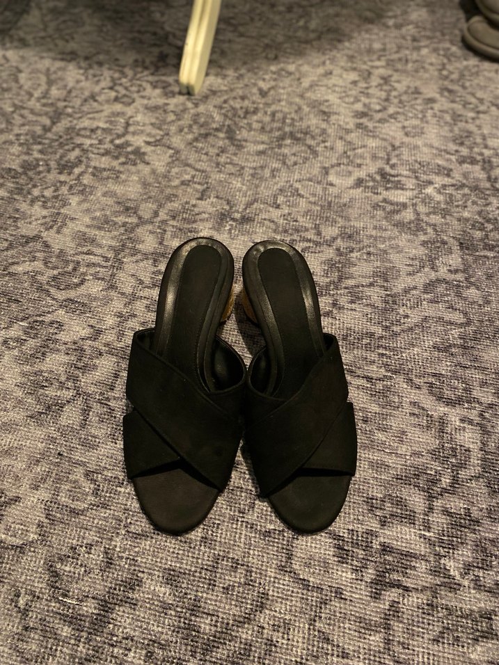 Siyah  Kadın Terlik - Görsel 2