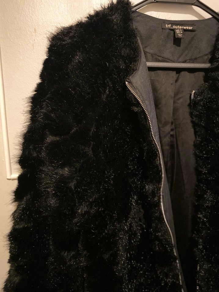 Siyah Peluş Kürk Detaylı Midi Kadın Kaban - Görsel 2