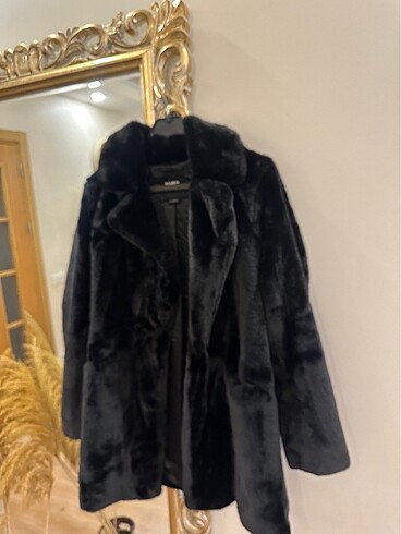 Pull and Bear Pull bear