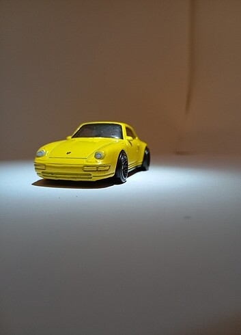  Hot wheels 1996 Porsche Carrera sarı