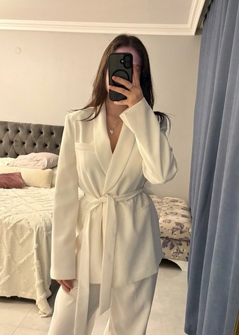 Zara Ekru Siklik Sal Yaka Kumas Takim