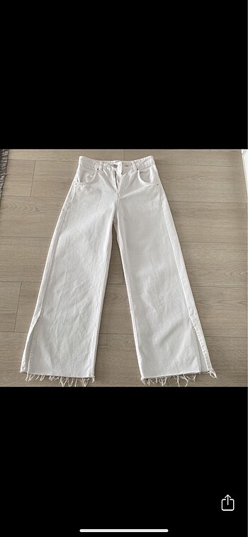 Bershka beyaz pantolon