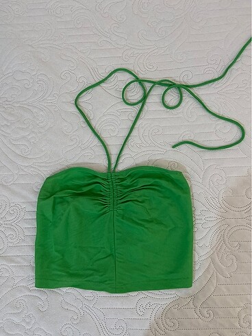 Zara yesil crop