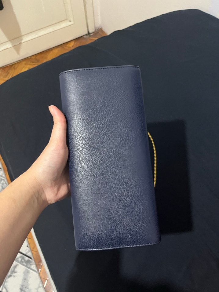 Zincir Detaylı Koyu Deri Kadın Portföy Çanta - Görsel 2