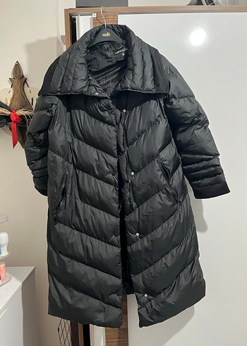 Siyah Uzun Kışlık Kadın Mont - Görsel 2