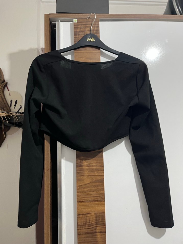 Siyah korseli crop - Görsel 4