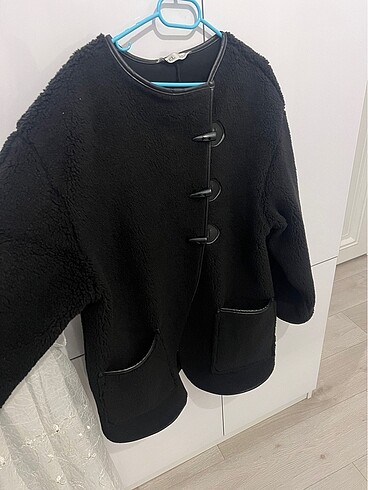 Zara Kadın peluş ceket