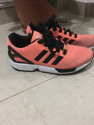 Adidas spor ayakkabı