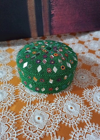 Diğer Boncuklu Ayna işlemeli Hint işi orta boy Kutu
