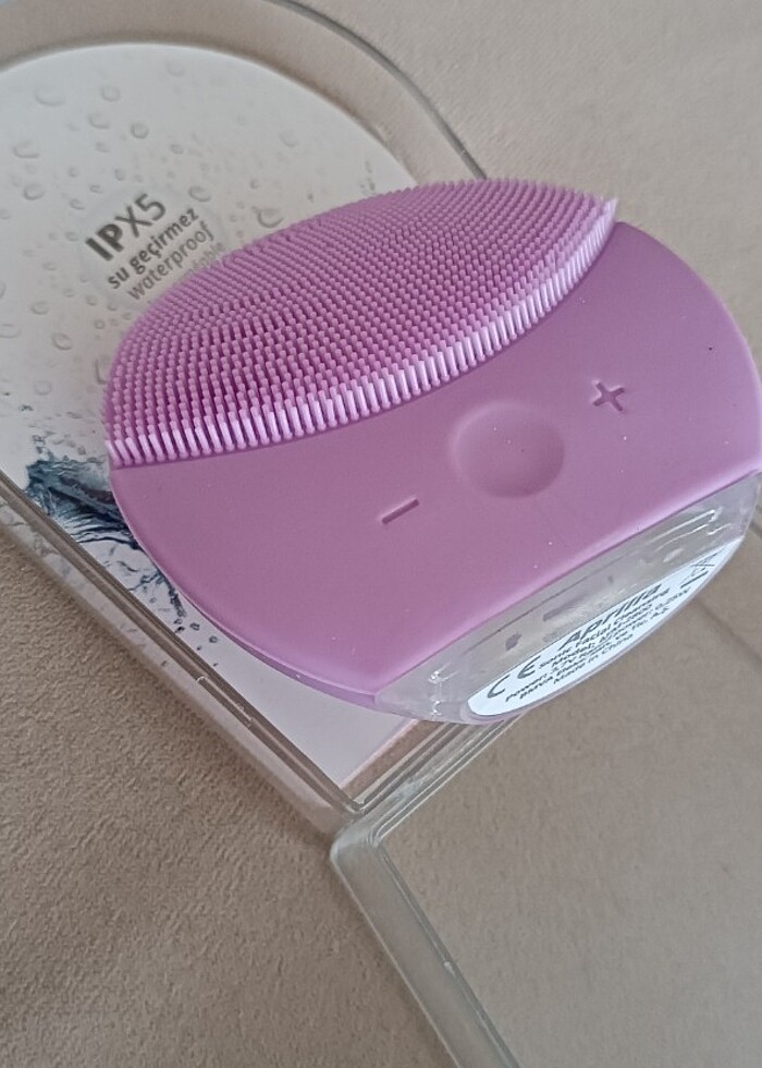 Sıfır kutusunda aprilla yüz bakımı aleti - Görsel 3