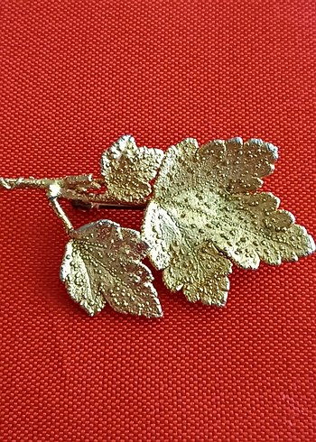 Beden altın Renk eskilerden vintage Gold metal iscilikli Broş