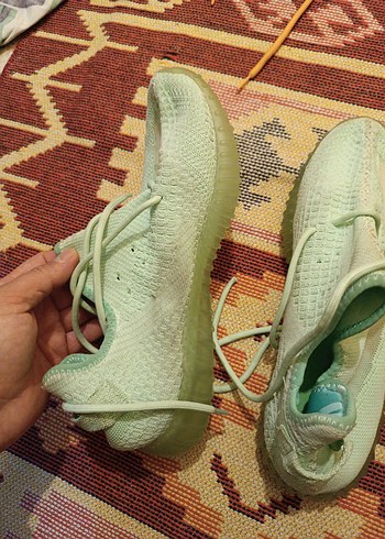 Adidas Yezzy Spor ayakkabı - Görsel 3