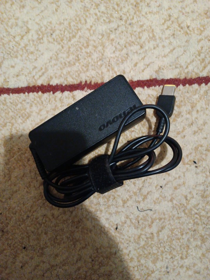 Lenovo Siyah Laptop Şarj Adaptörü - Görsel 5