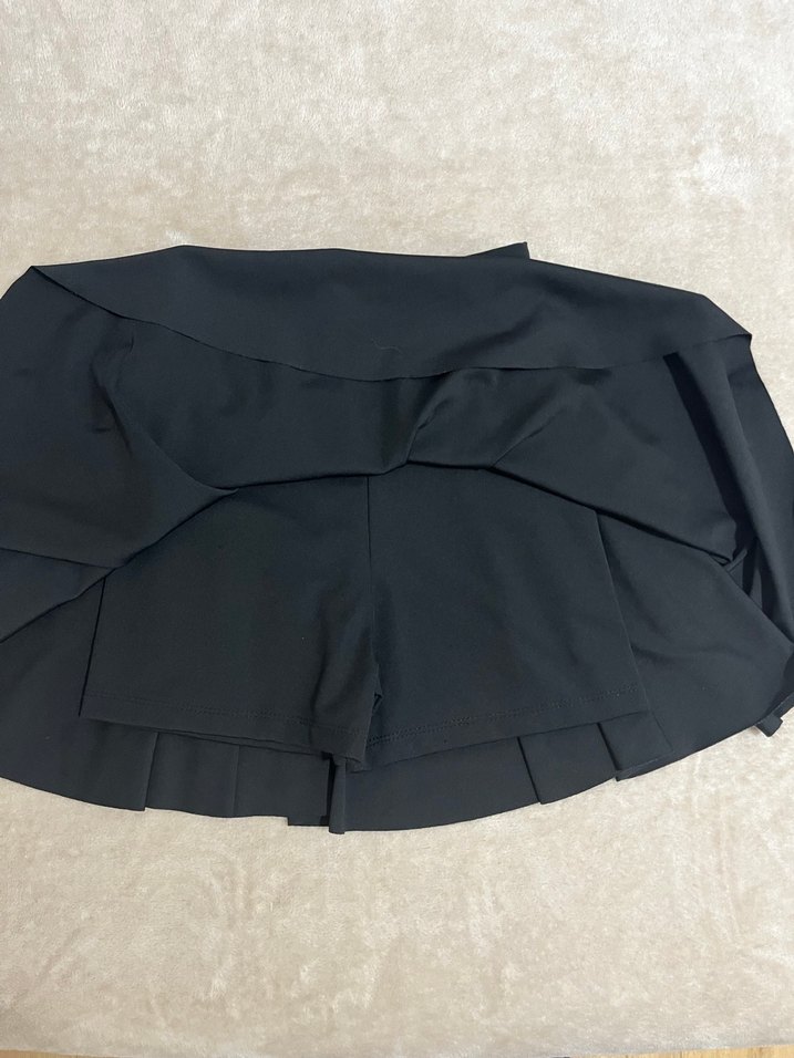 Oysho Siyah Pilili şort  Etek - Görsel 4