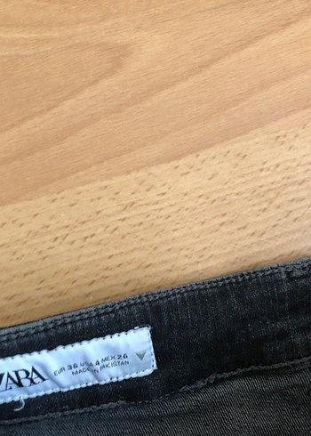 Zara Siyah Dar Kesim Midi Boy Kadın Kot Pantolon