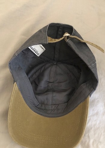 Pull and Bear Bej Gri Süet Ayarlanabilir Sokak Şapkası