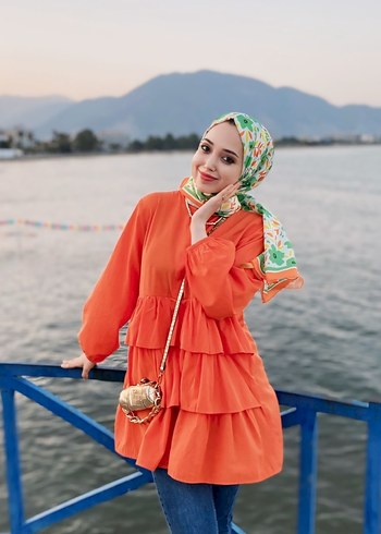 Diğer Uzun Kollu Turuncu Etnik Volanlı Midi Tunik